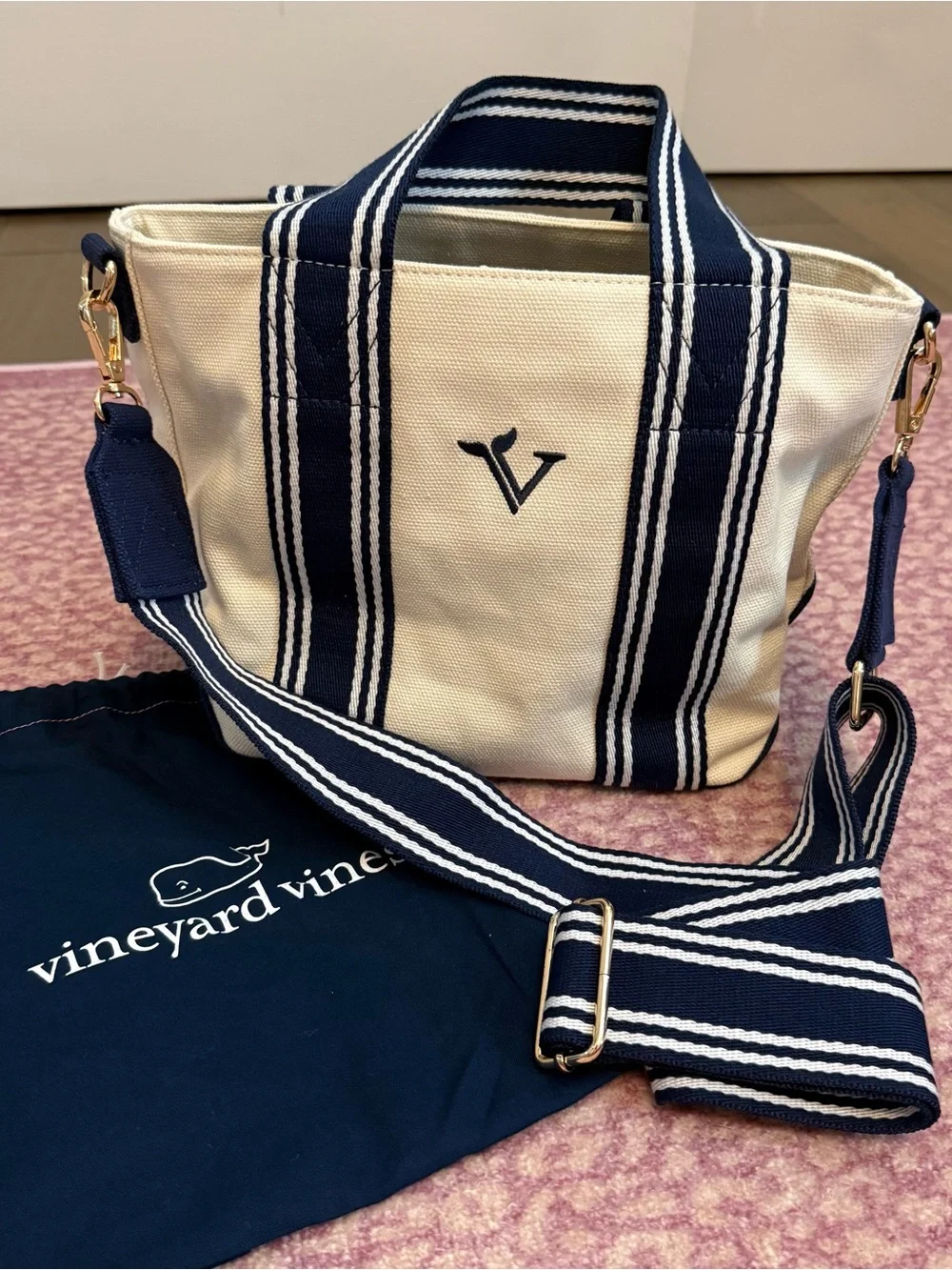 NWOT! Vineyard Vines Mini Heritage Classic Tote Bag - Picture 5 of 8